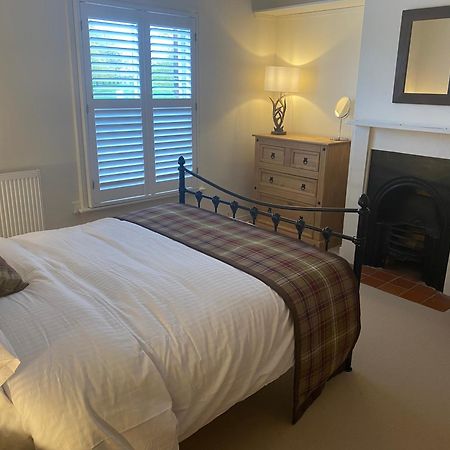 A Charming And Stylish Country Cottage. Hungerford Dış mekan fotoğraf