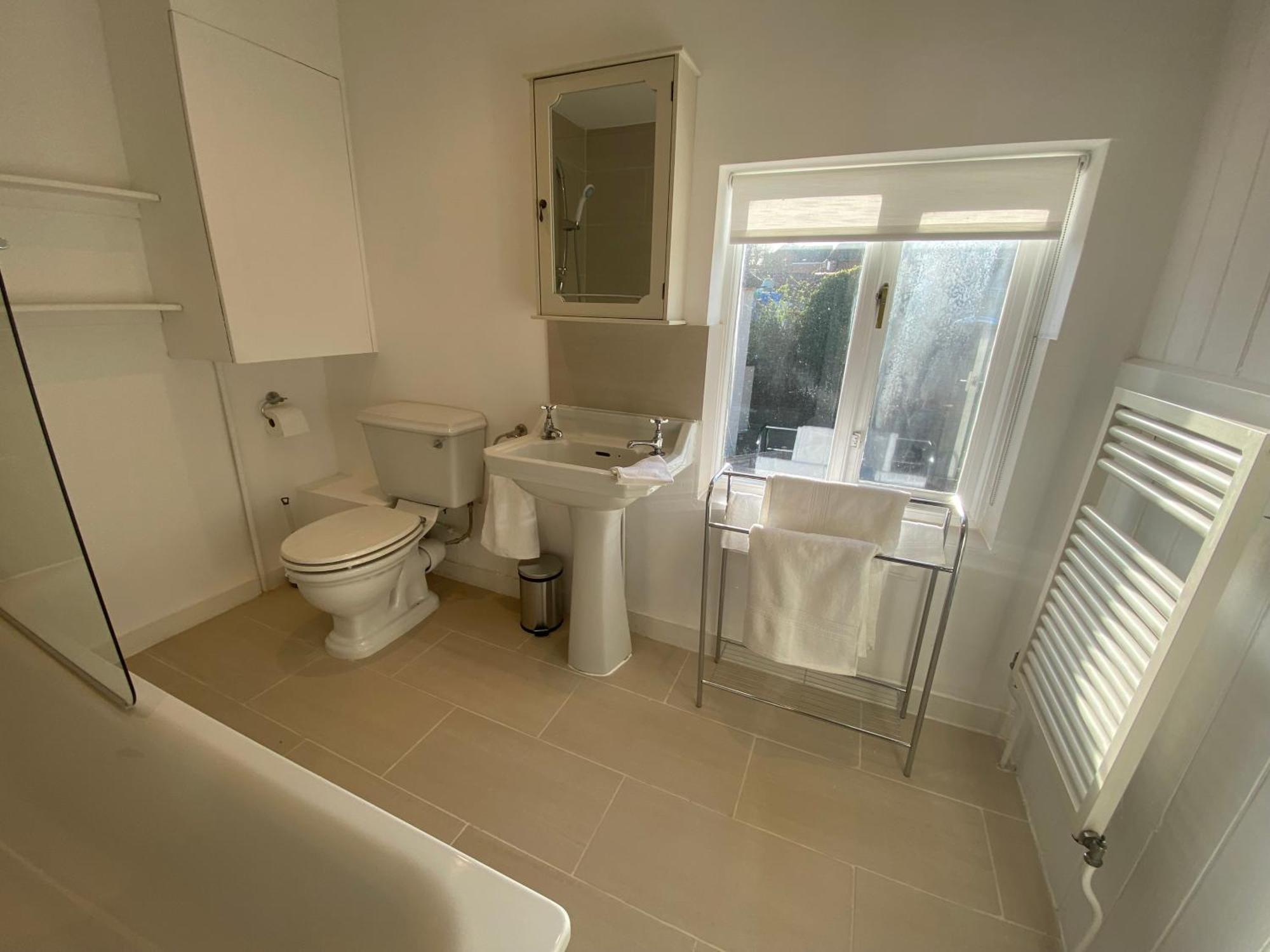 A Charming And Stylish Country Cottage. Hungerford Dış mekan fotoğraf